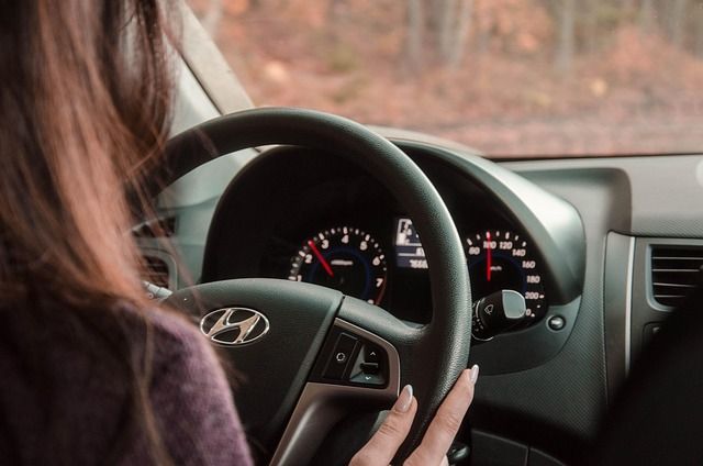 La Mercedes Classe A : Pourquoi est-elle le choix parfait pour les jeunes conducteurs ?