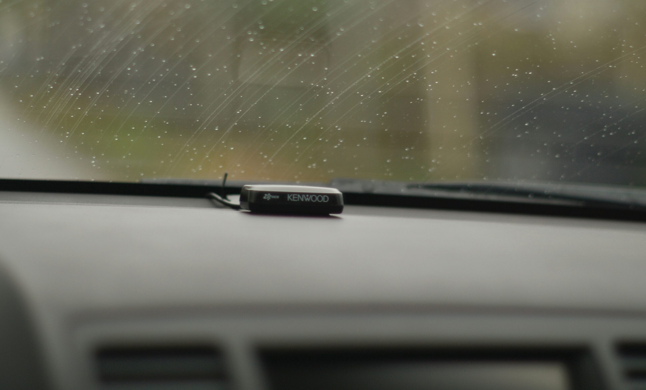 Comment remplacer le fusible du lave-glace sur une Peugeot 207 ?