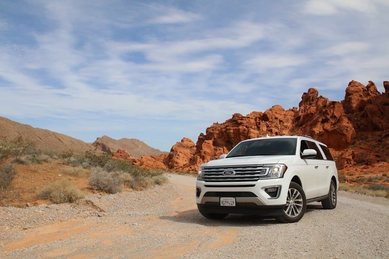 Comprendre le terme SUV : définition et caractéristiques