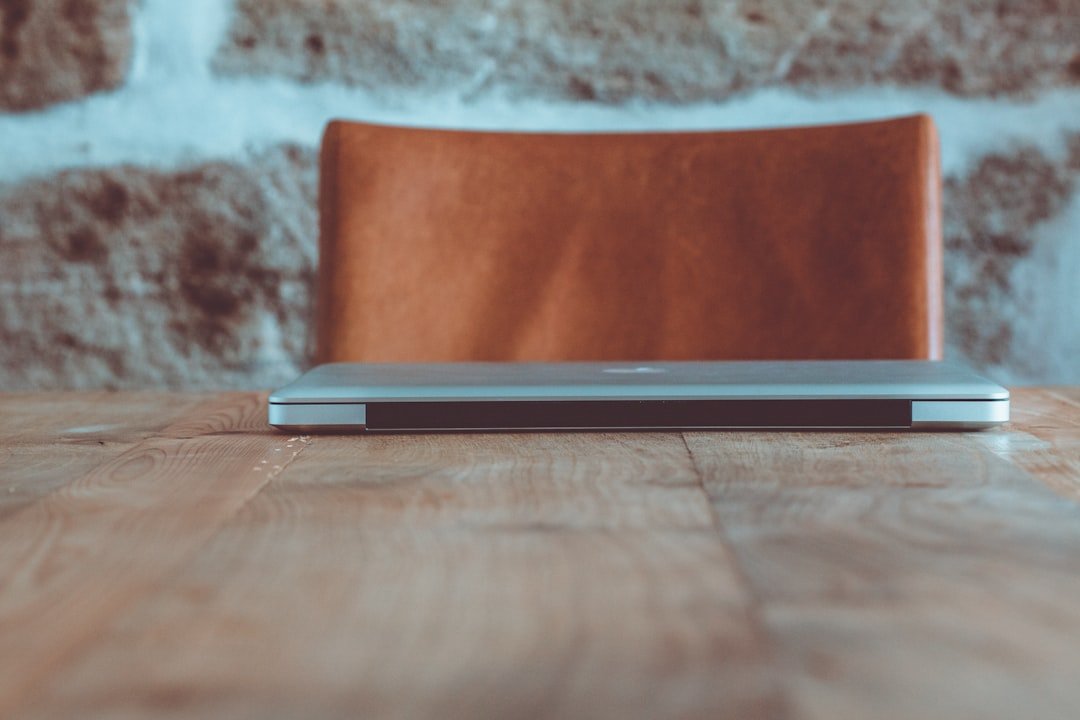 Comment changer le fusible du lave-glace sur une Polo 5 ?