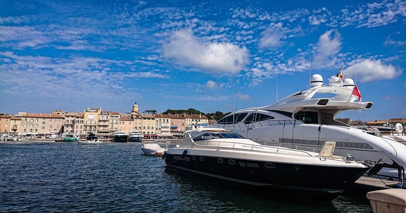 Louer un bateau de luxe : le guide ultime pour une expérience inoubliable