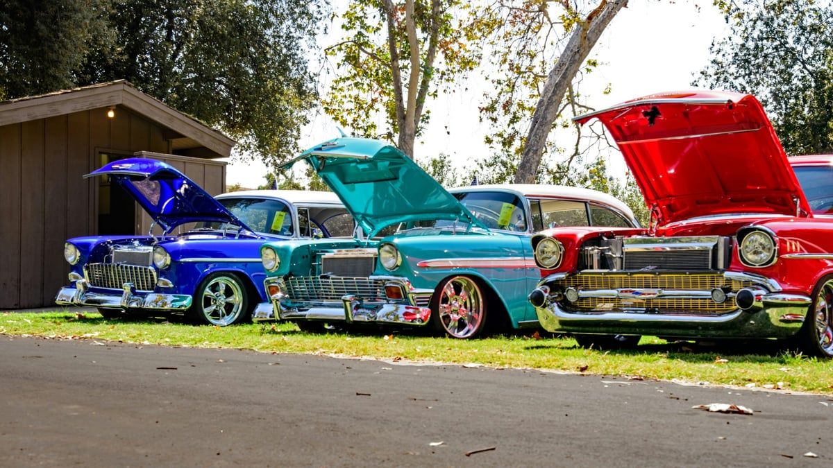 Quelles sont les caractéristiques des voitures de collection GT Classic Cars ?