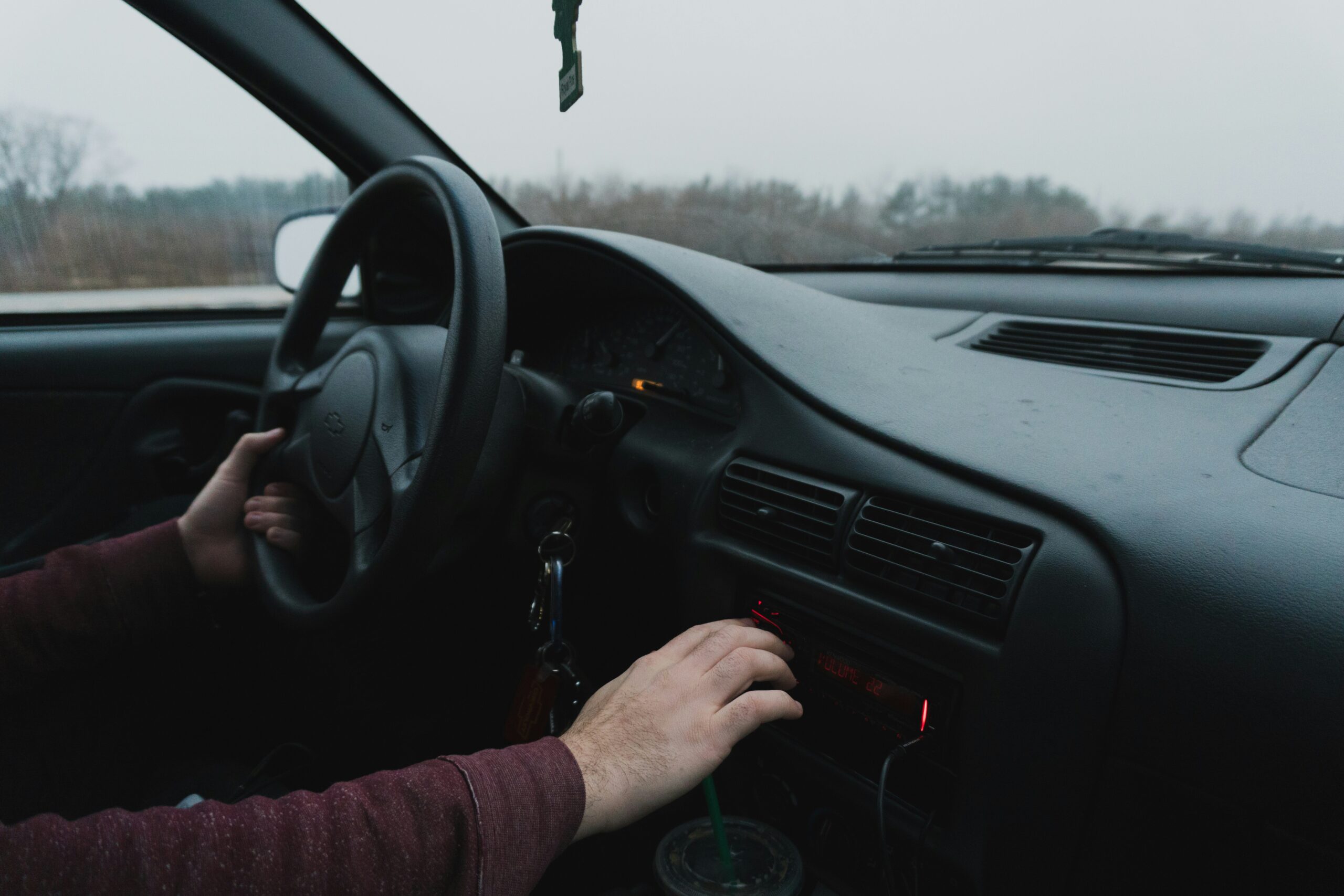 découvrez des réflecteurs de véhicule de haute qualité pour une visibilité maximale et une sécurité accrue sur la route.