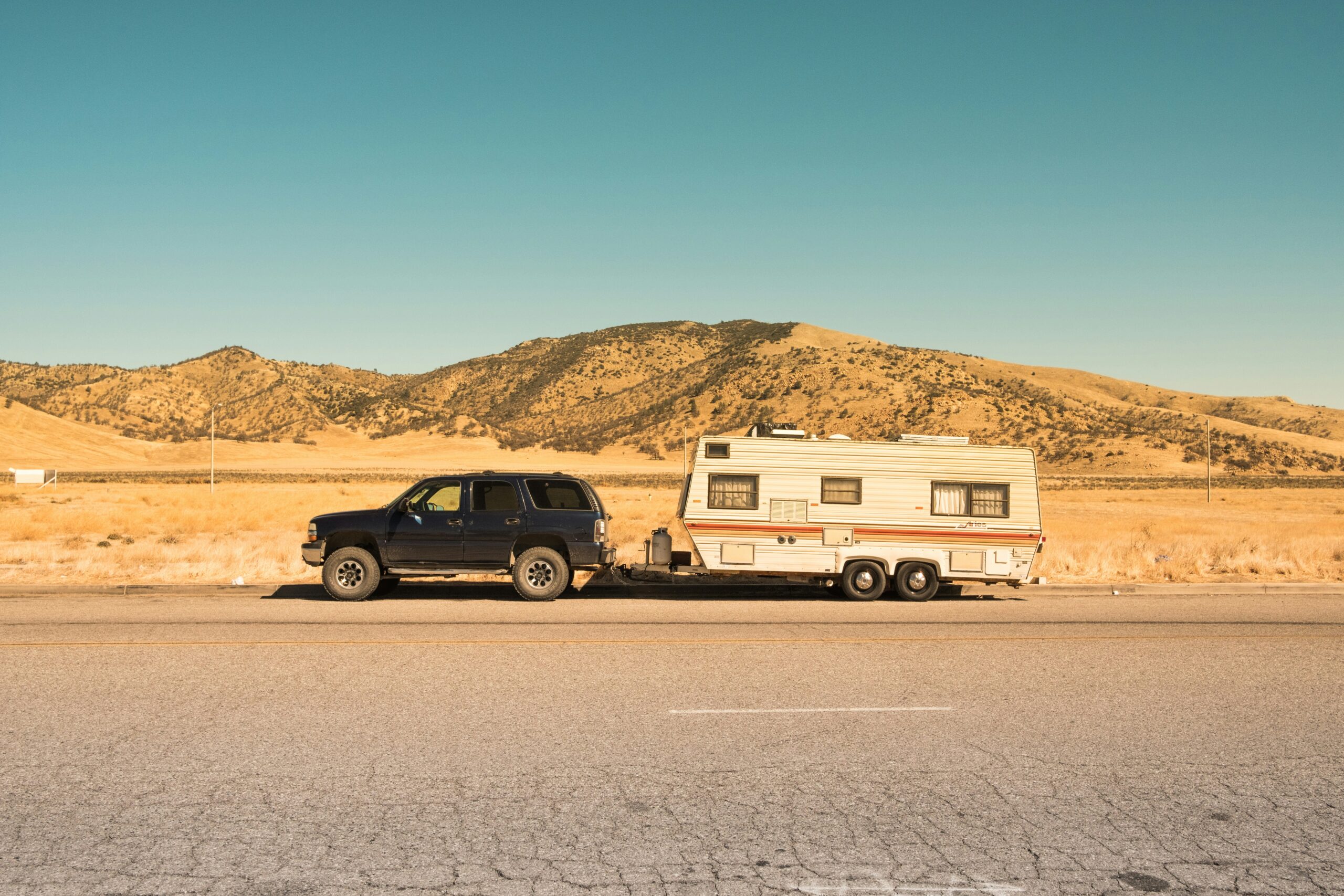 découvrez notre sélection de car trailer pour transporter vos véhicules en toute sécurité. trouvez le modèle qui vous convient et profitez de la qualité et de la fiabilité de nos remorques.