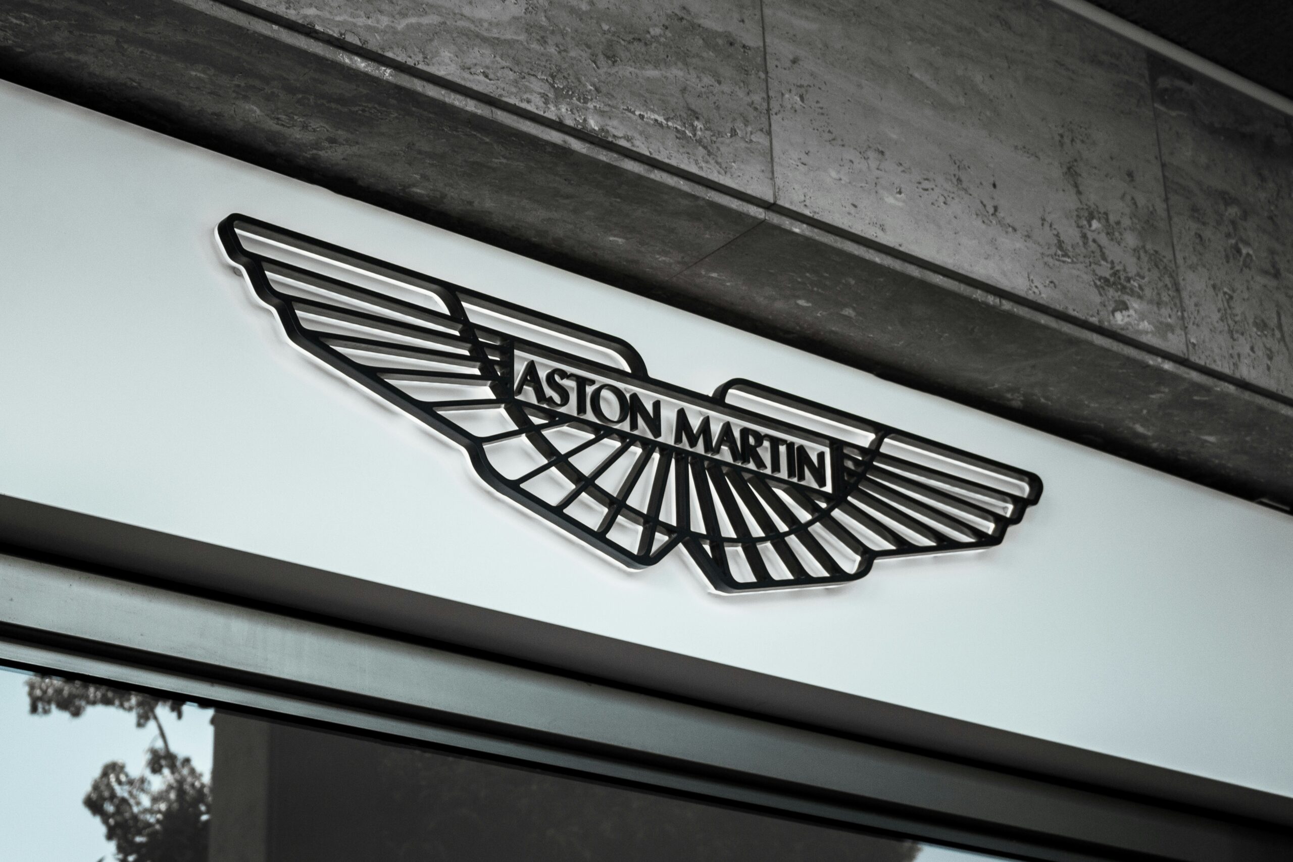 découvrez le prix de l'aston martin vantage et comparez les offres pour trouver la meilleure affaire. trouvez votre aston martin vantage au meilleur prix sur le marché actuel.