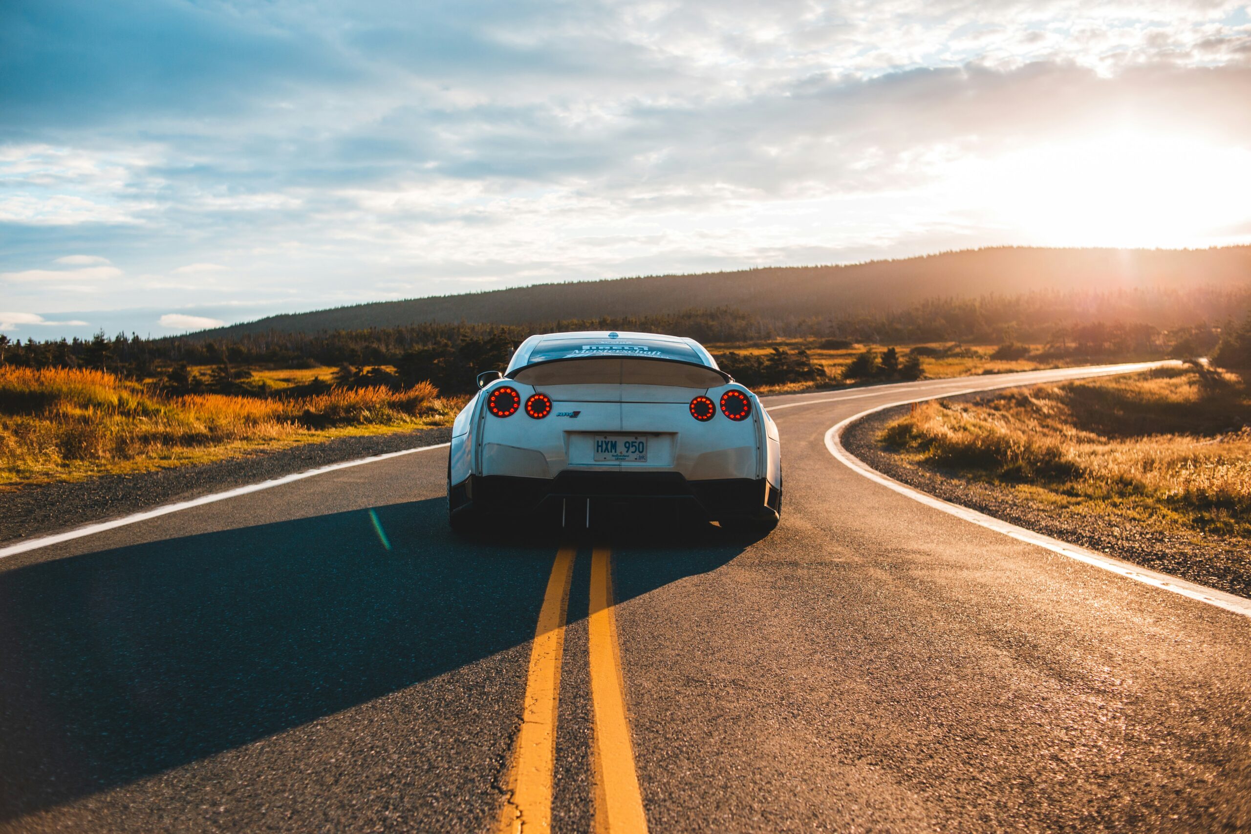 installation de remorque de voiture: découvrez notre expertise dans l'installation de remorques pour voitures. faites confiance à nos professionnels pour un service fiable et de haute qualité.