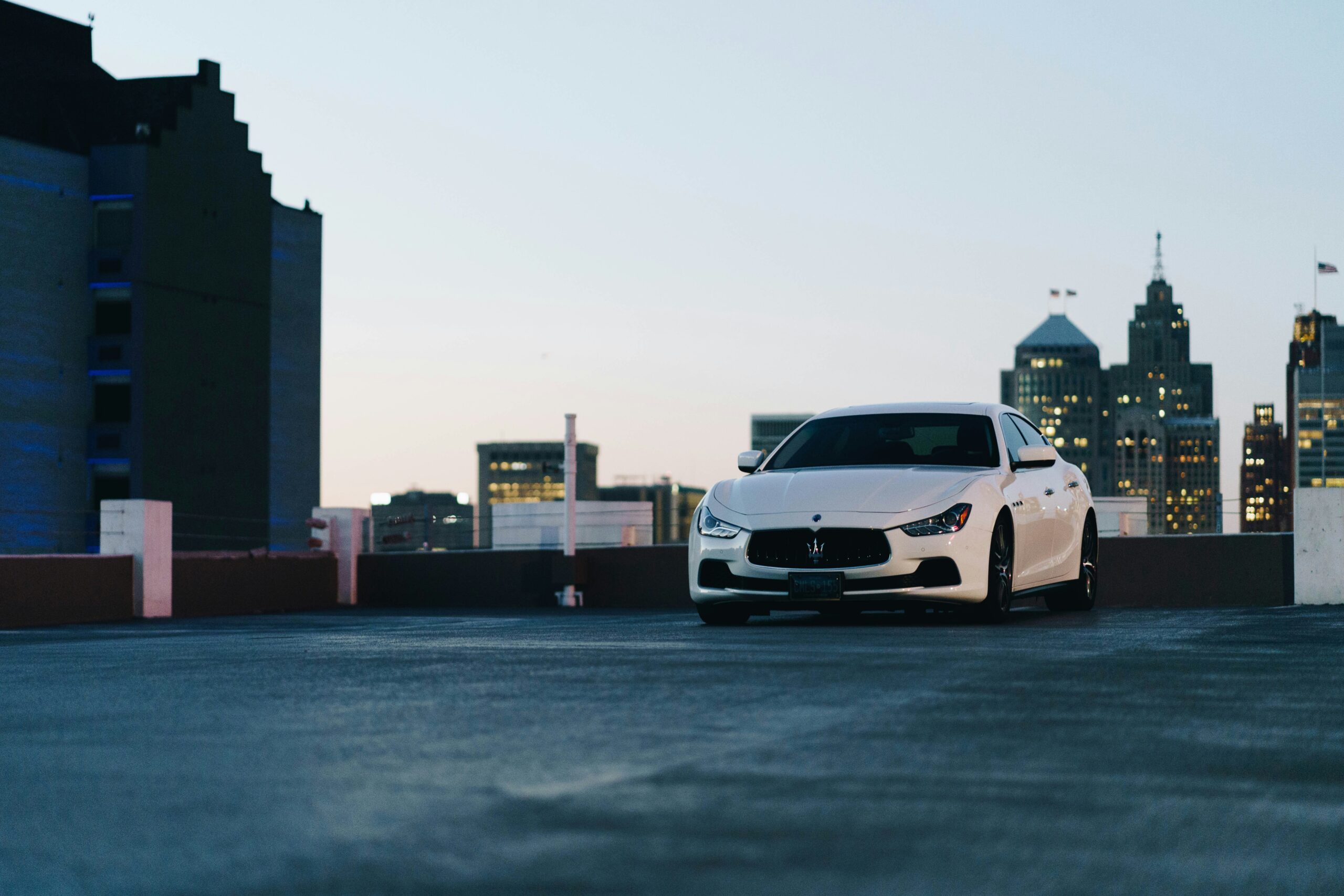 découvrez la puissance et l'élégance de maserati, fabricant de voitures de luxe et de haute performance. explorez notre gamme de modèles sophistiqués et trouvez votre maserati parfaite.