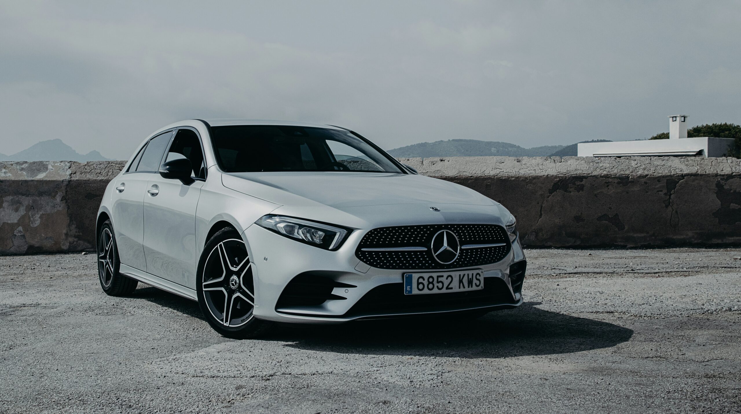 découvrez la gamme mercedes, des voitures de luxe et d'élégance, synonymes de performance et d'innovation technologique. trouvez le modèle qui vous correspond parmi nos nombreuses options de personnalisation.