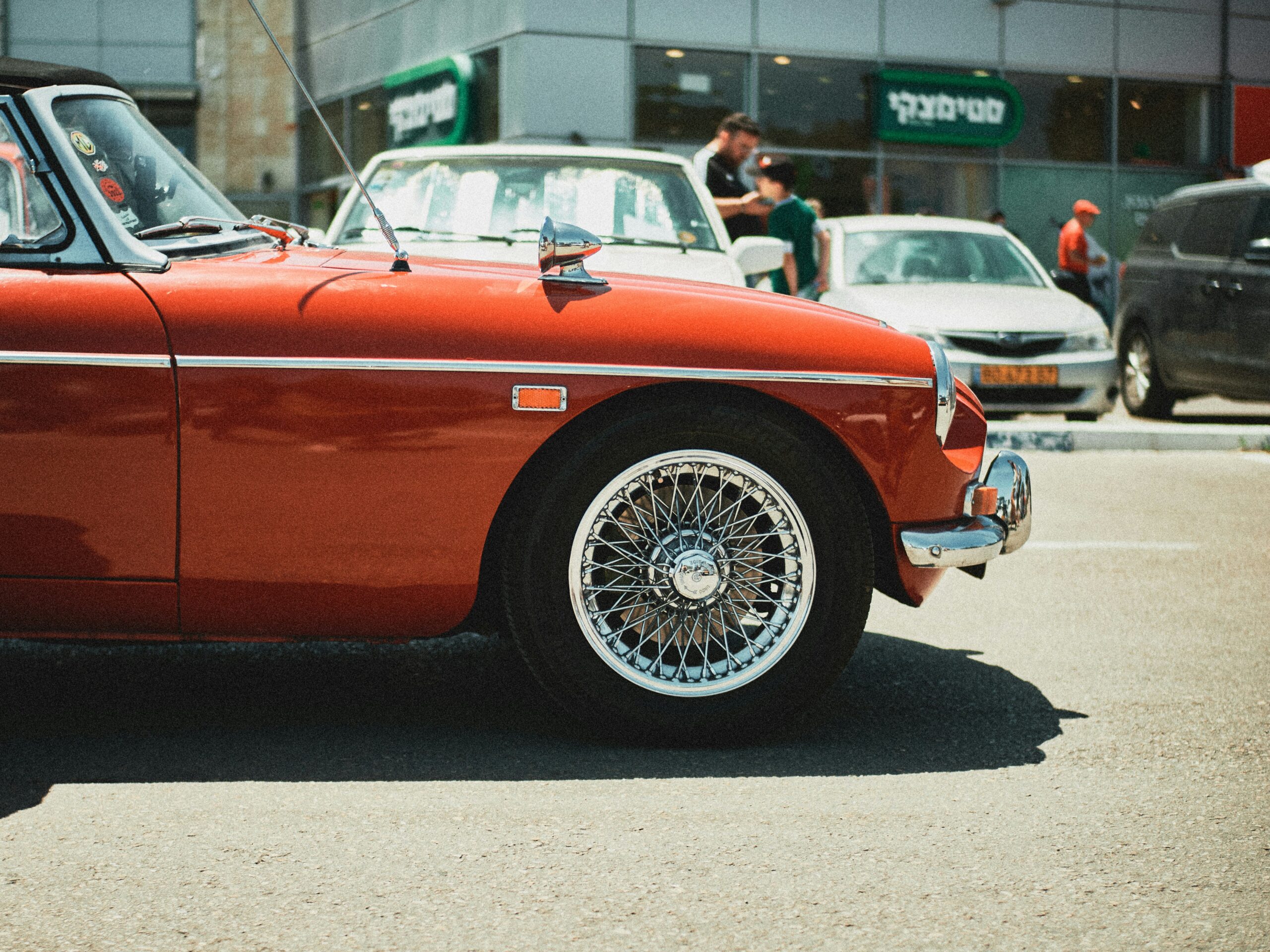 découvrez la gamme mg cars, des voitures modernes et élégantes alliant performance et design, à travers nos modèles emblématiques et innovants.