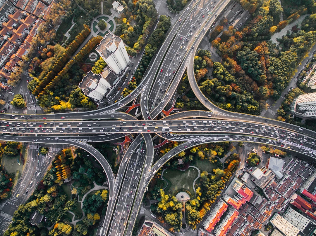 découvrez tout sur les voitures sans permis : les modèles disponibles, les avantages, les réglementations en vigueur et comment les conduire en toute légalité. idéal pour ceux qui souhaitent une alternative pratique et accessible à la voiture traditionnelle.