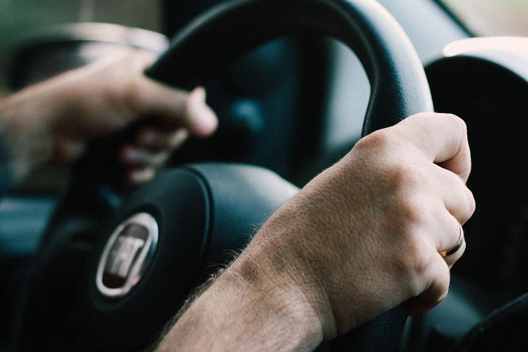 découvrez les problèmes courants rencontrés par les utilisateurs de fiat qubo. obtenez des conseils et des solutions pour optimiser les performances de votre véhicule et résoudre les pannes fréquentes.