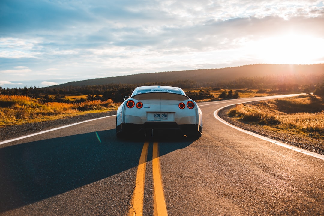 découvrez notre sélection exclusive de voitures adaptées aux jeunes conducteurs, alliant sécurité, style et facilité de conduite. trouvez le véhicule parfait pour débuter votre aventure sur la route!